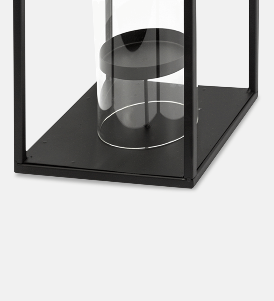 Tonia Lantern