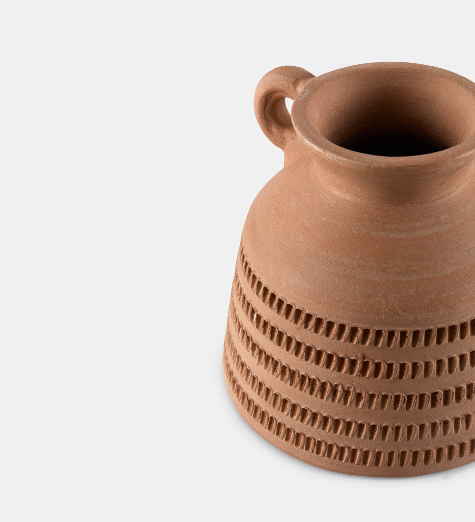Israh bud vase