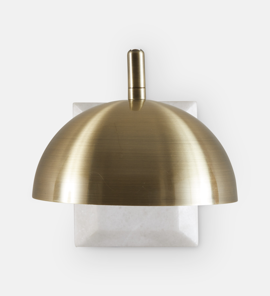 Lana Sconce