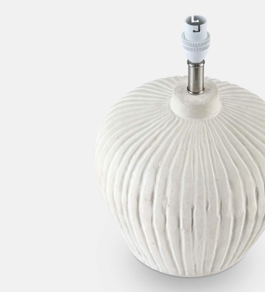 Lucia Table Lamp
