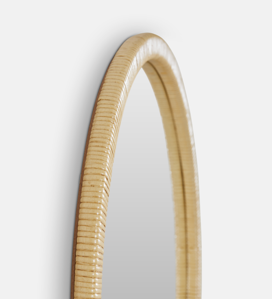 Yana mirror