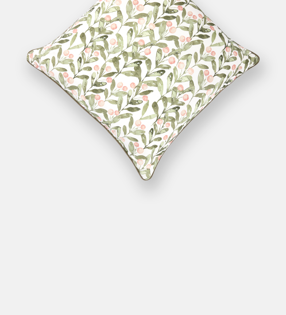 Spring Berry Outdoor Scatter