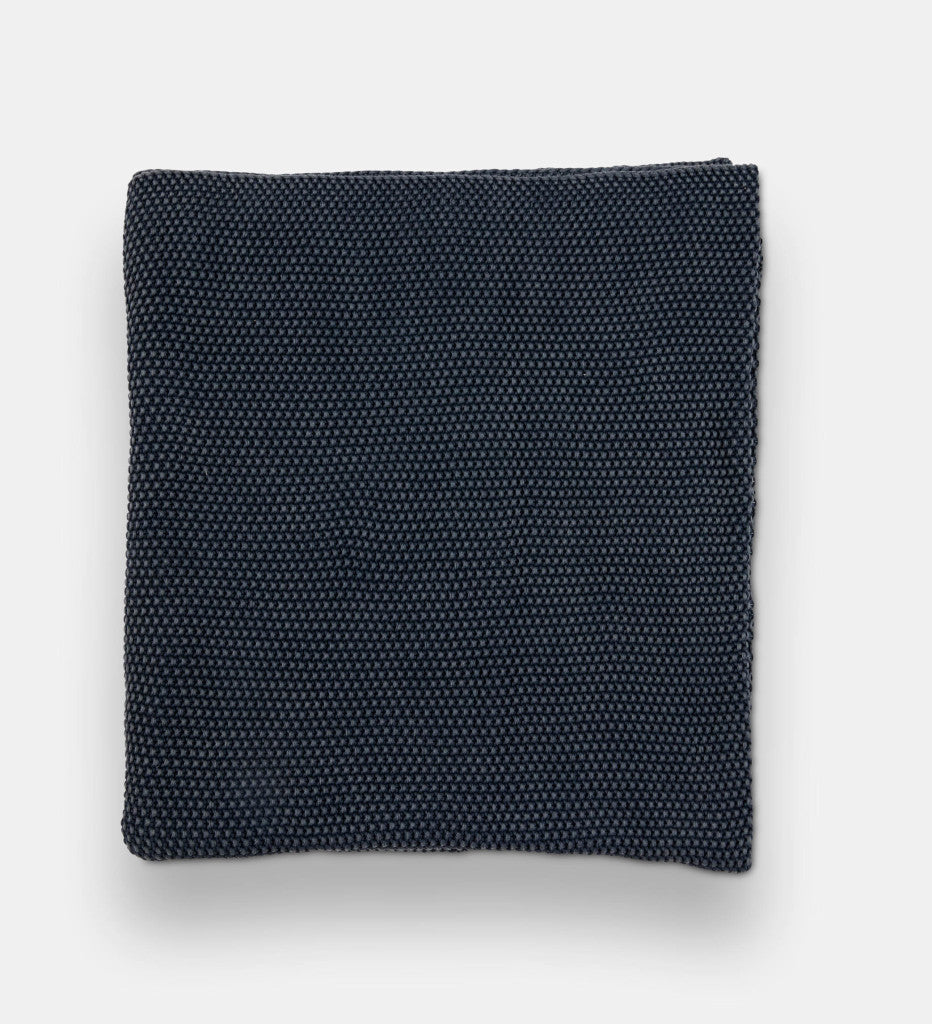 Aliyah throw