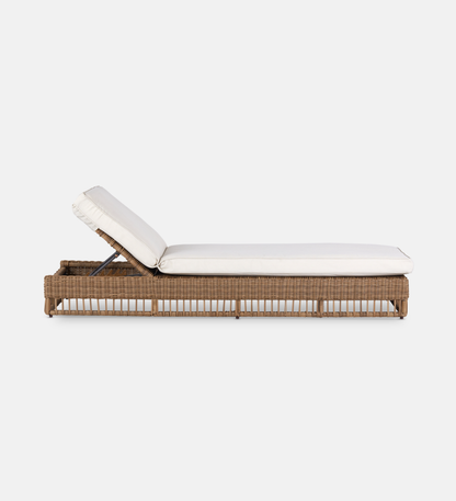 Denali lounger