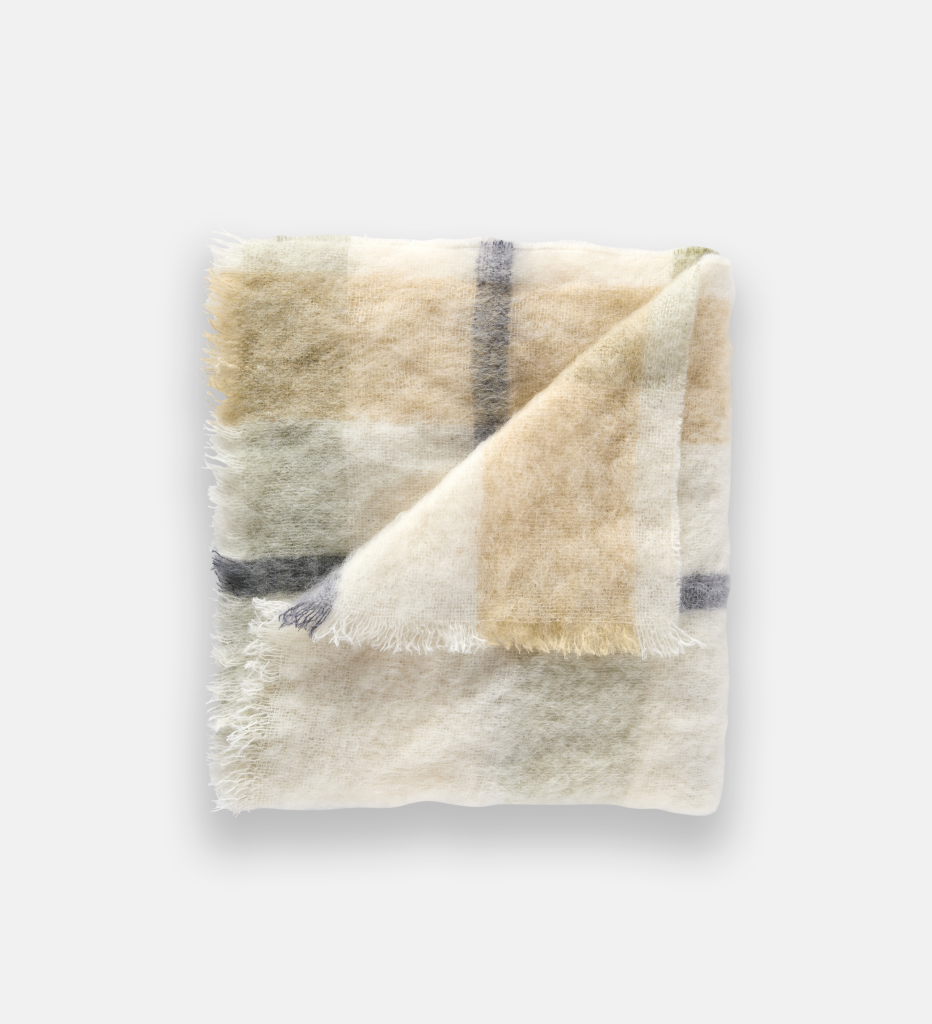 Elsa Mohair Throw
