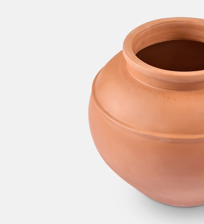 Izzy Vase