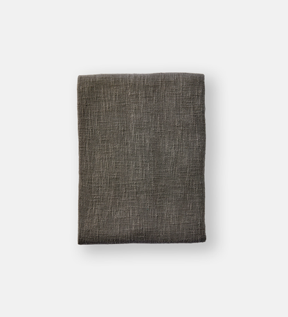 Kamila throw