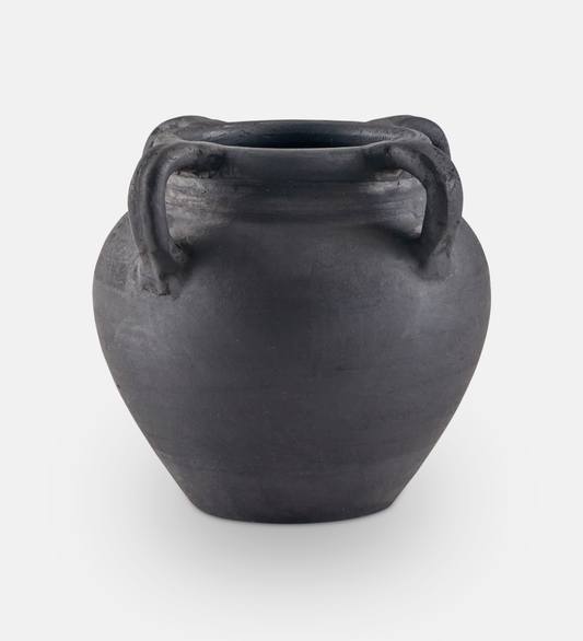 Kate Vase