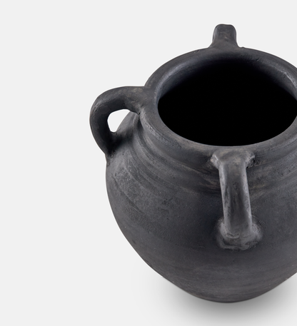 Kate Vase