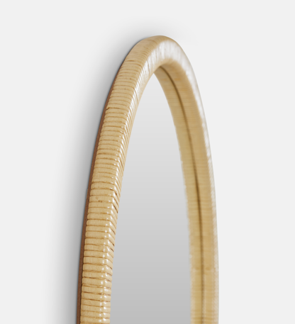 Yana mirror